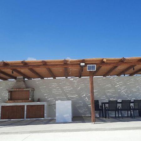 אפיארטיס Cato Agro 2, Seafront Villa With Private Pool מראה חיצוני תמונה