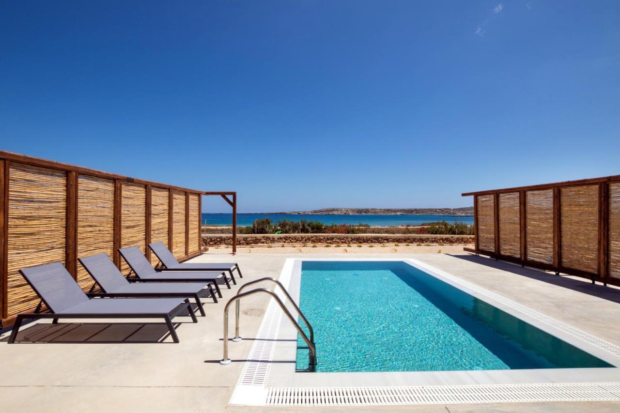 אפיארטיס Cato Agro 2, Seafront Villa With Private Pool מראה חיצוני תמונה