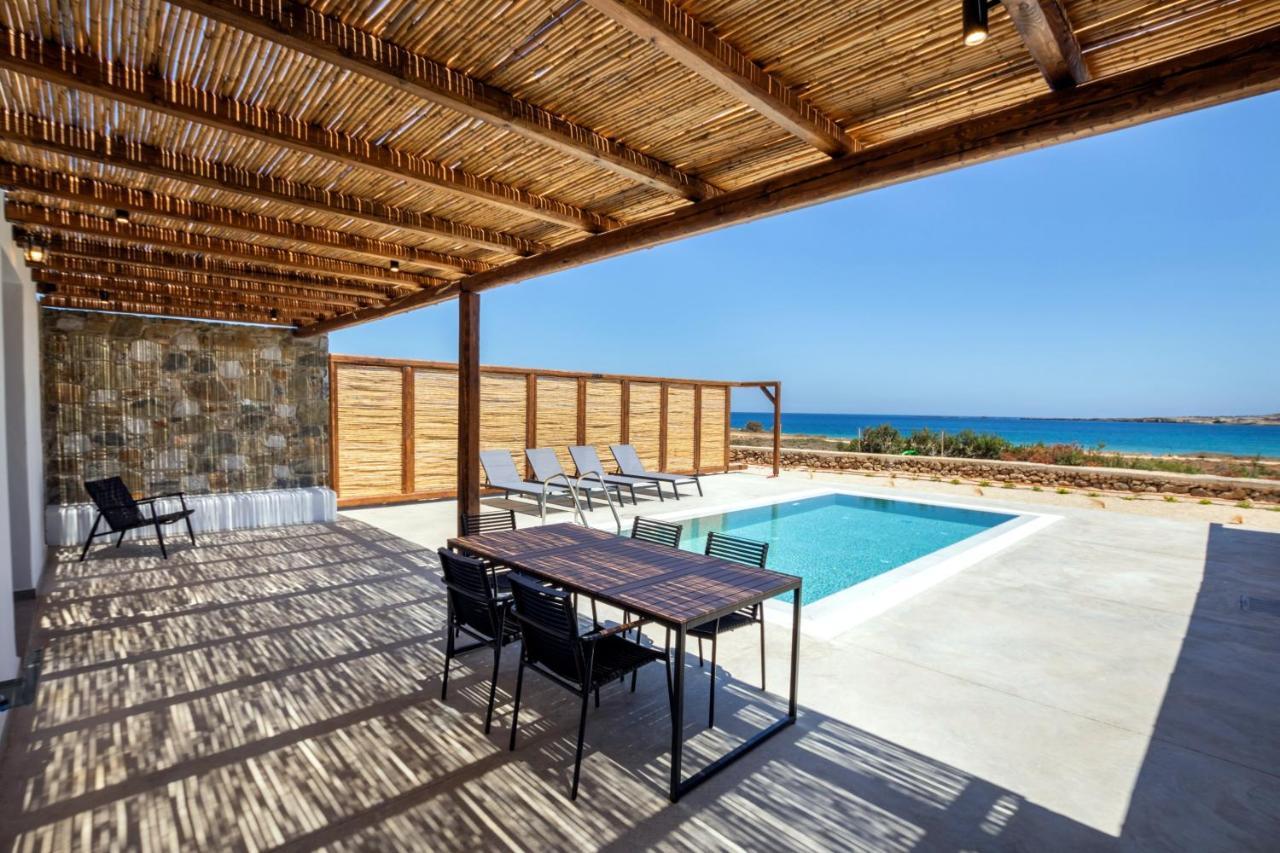 אפיארטיס Cato Agro 2, Seafront Villa With Private Pool מראה חיצוני תמונה